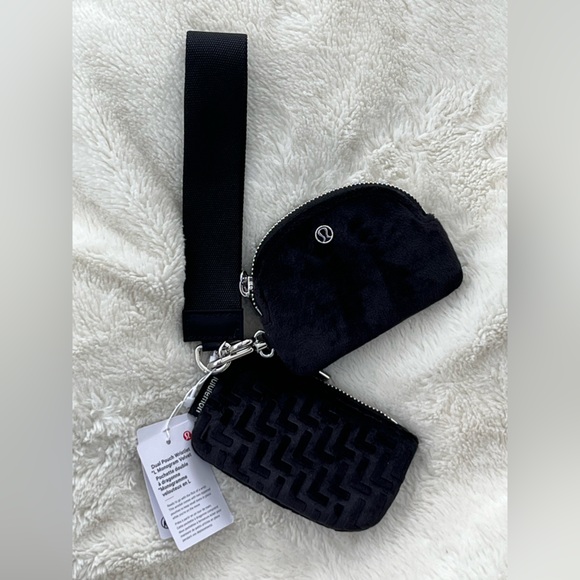 NWT Lululemon Dual Pouch Wristlet with Monogram L Black Velvet